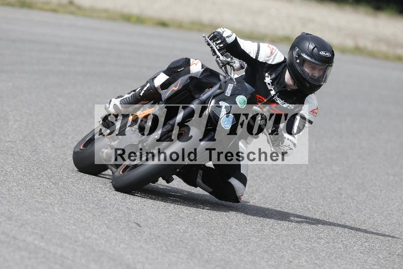 /09 19.04.2026  Caremotion get faster ADR/Gruppe gruen/26